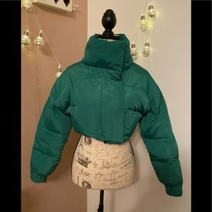 Green Crop Tee  High-Neck Puffer Woman Jacket Size 6